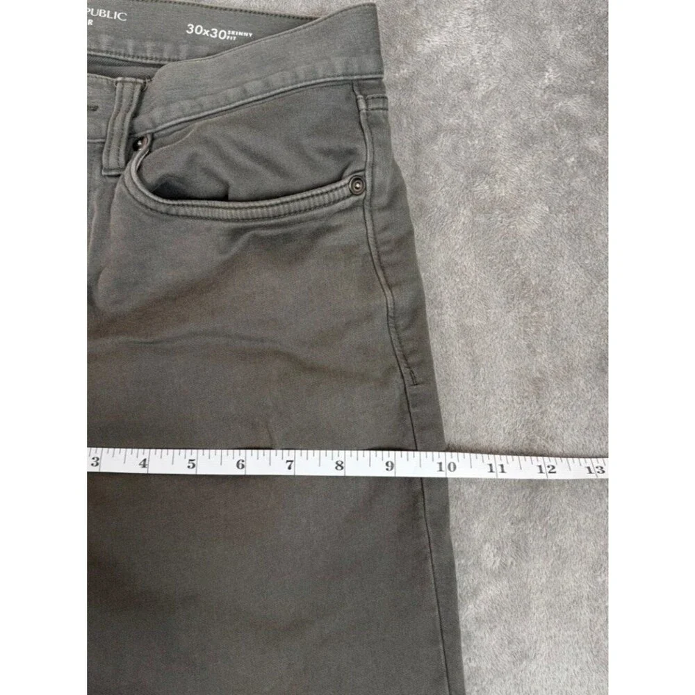 Banana Republic Traveler Pants Men’s 30x30 Green Skinny Fit Stretch Casual